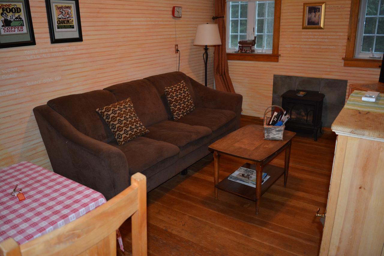 Copper Creek Inn Ashford Extérieur photo